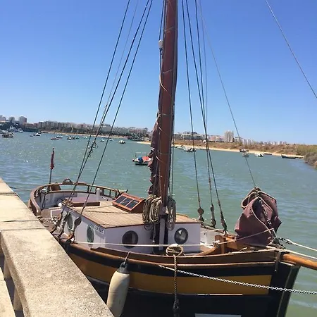 Clube Rio Ferragudo (Faro)